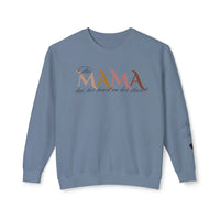 Custom Heart‑on‑Sleeve Mom Sweatshirt – Personalized Names